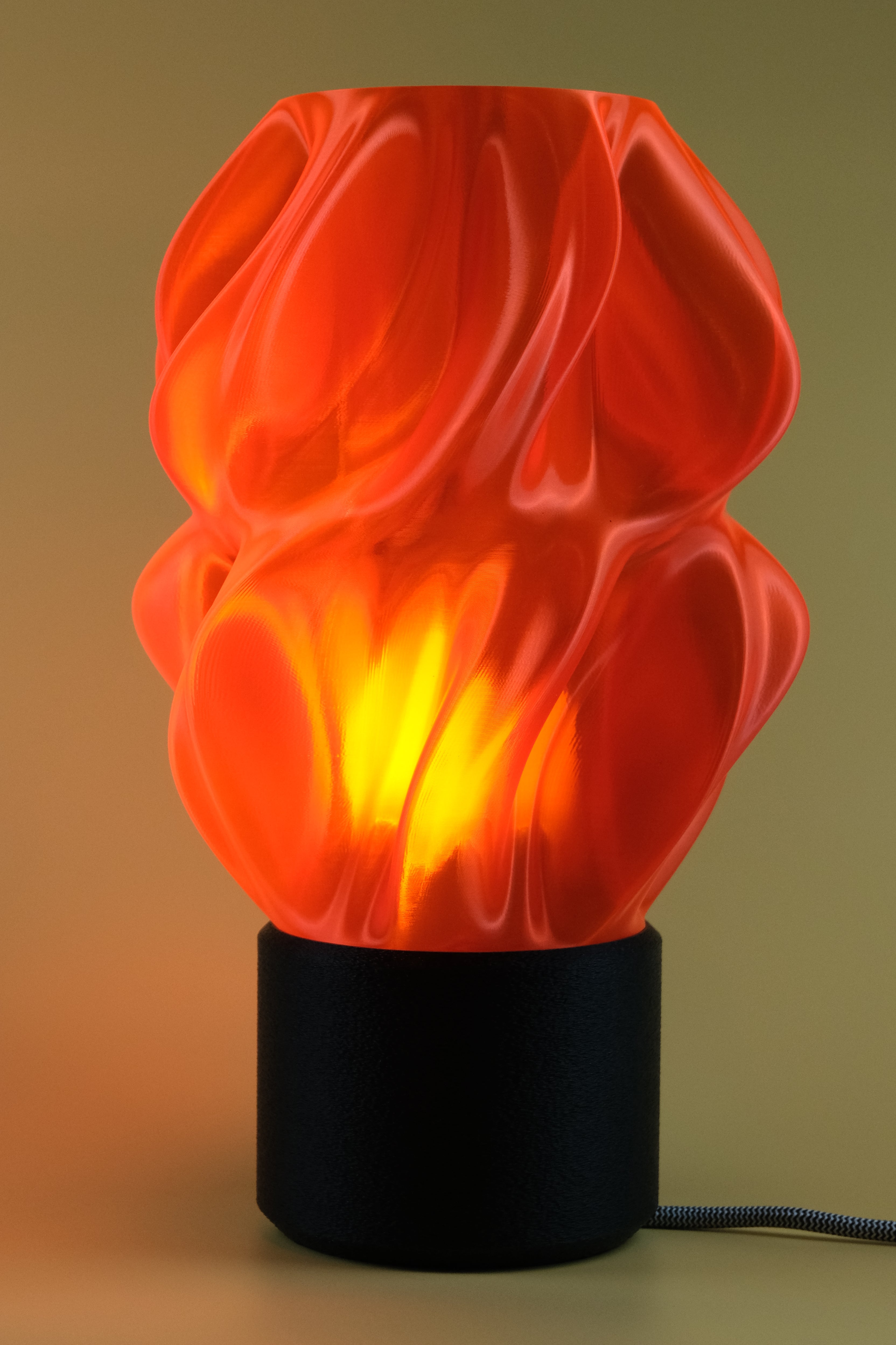 FLUID / ORANGE–BLACK