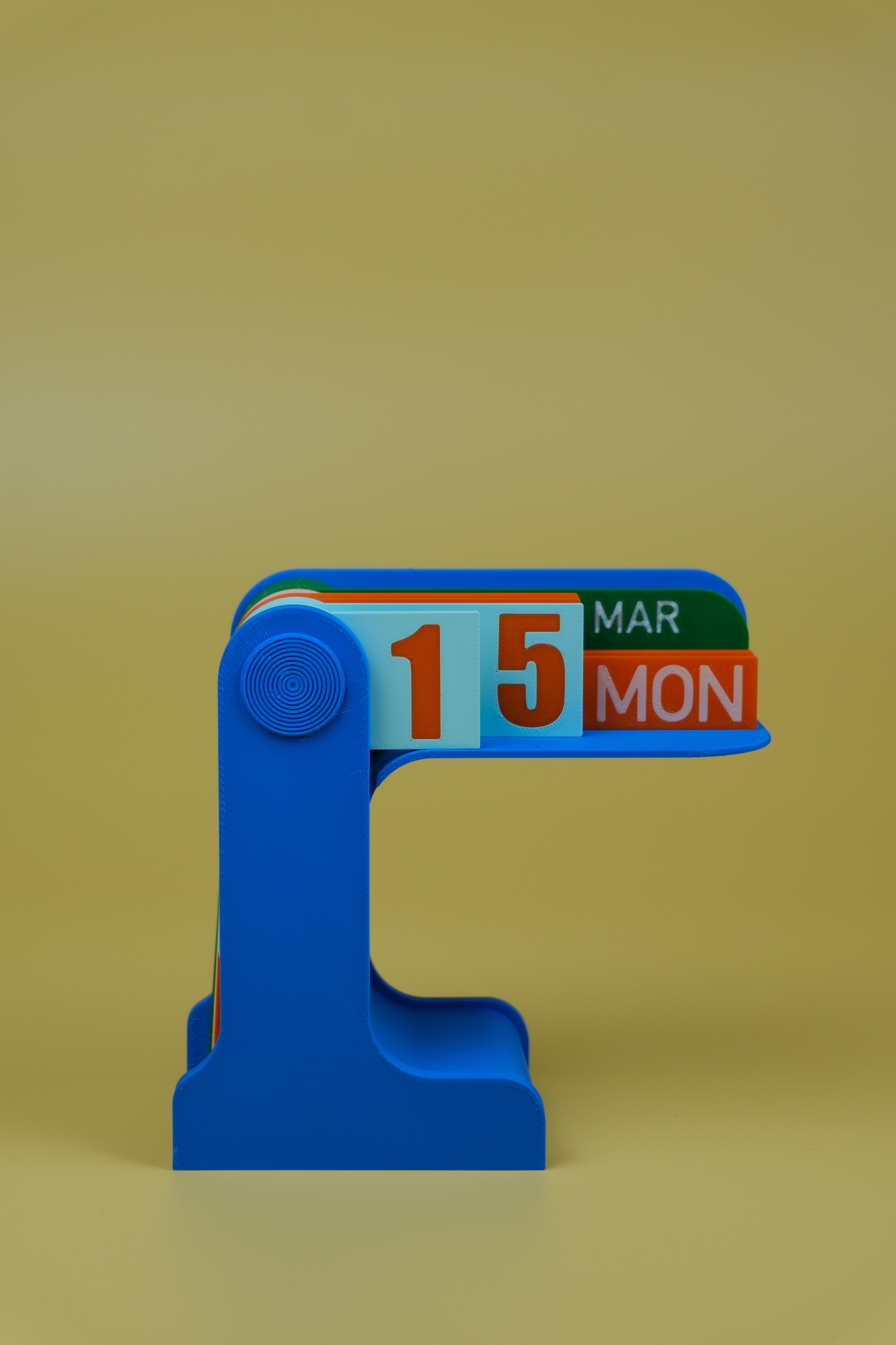 DAY PLAY - Perpetual Desk Calendar BLUE