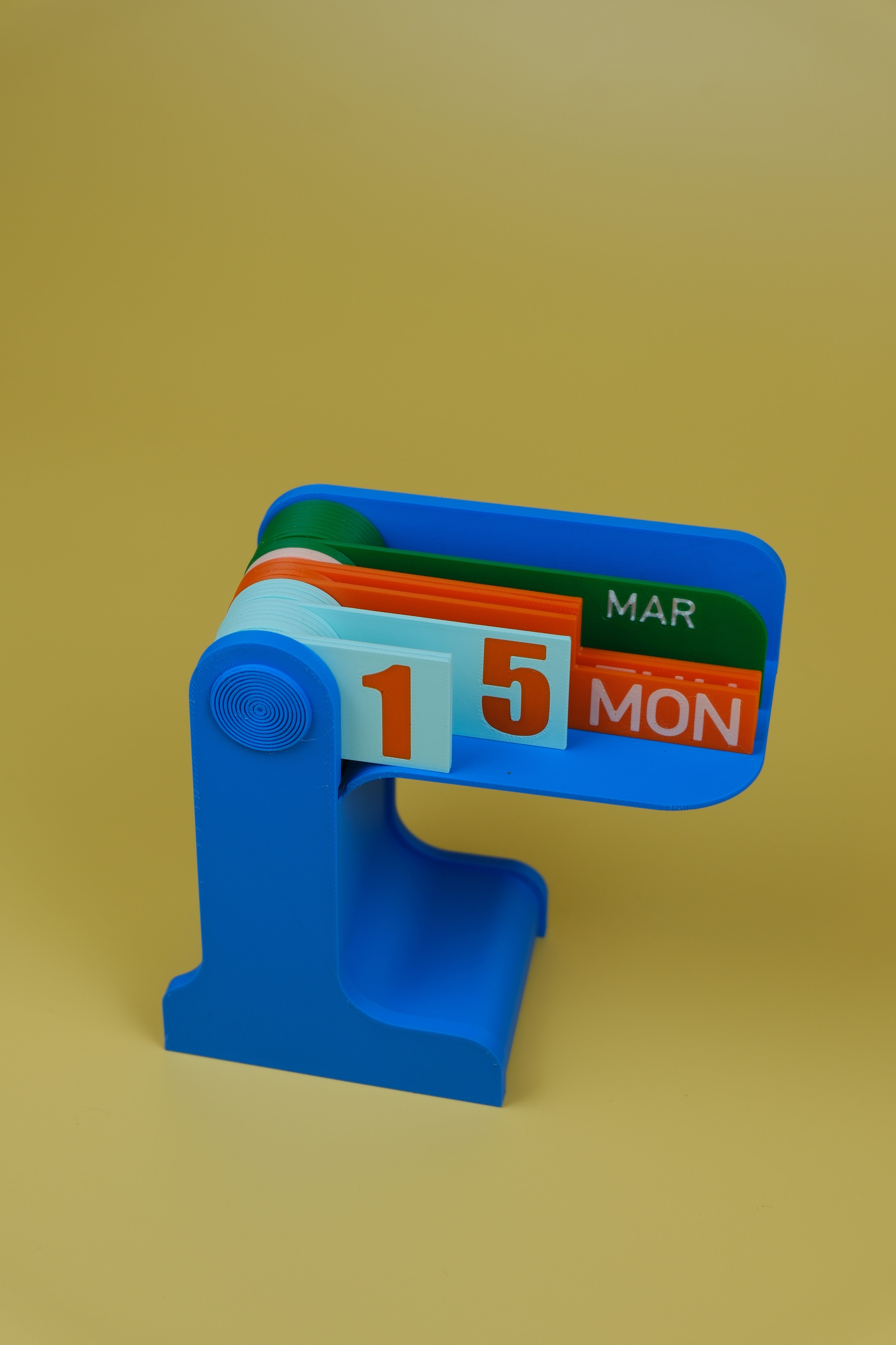 DAY PLAY - Perpetual Desk Calendar BLUE