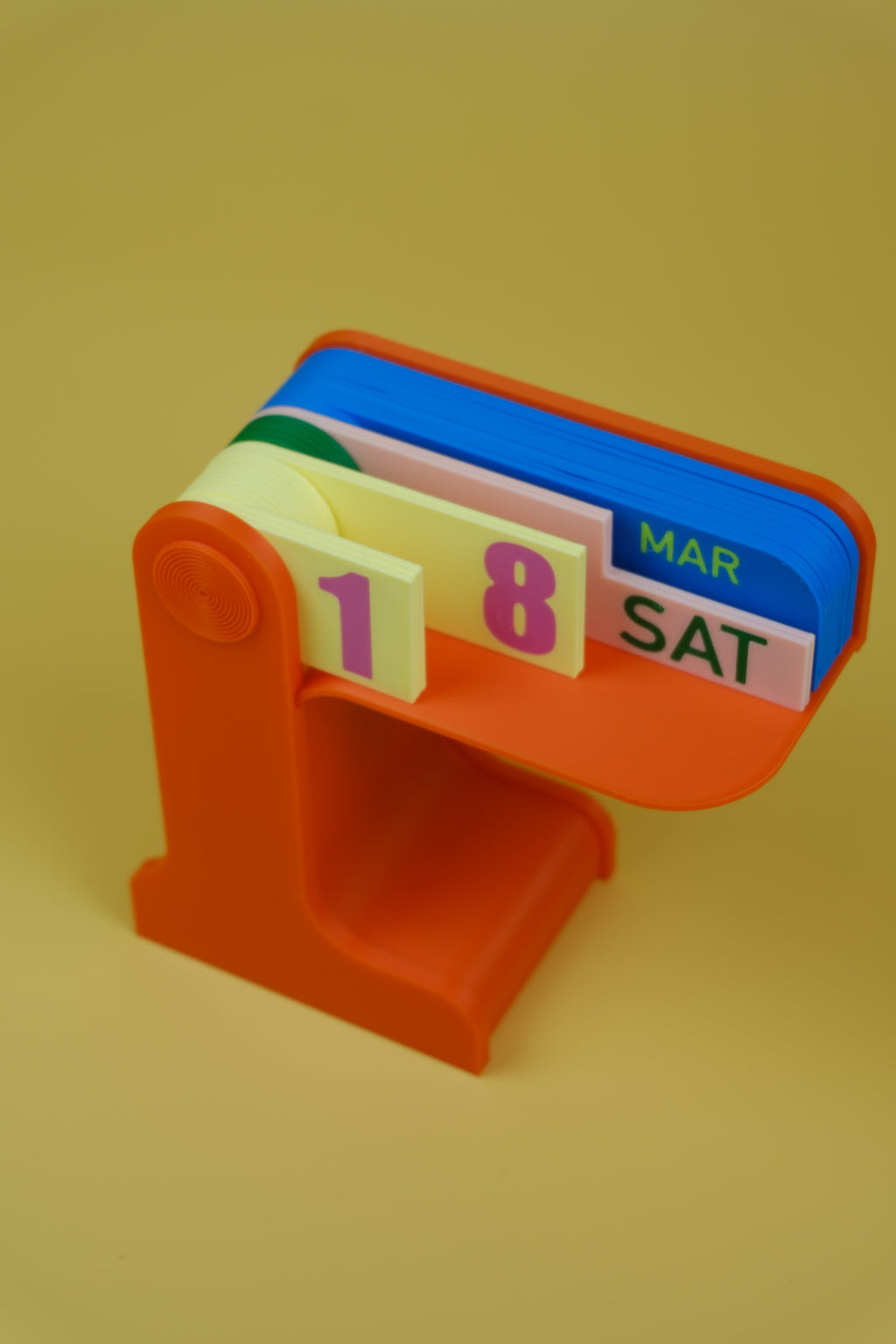 DAY PLAY - Perpetual Desk Calendar ORANGE