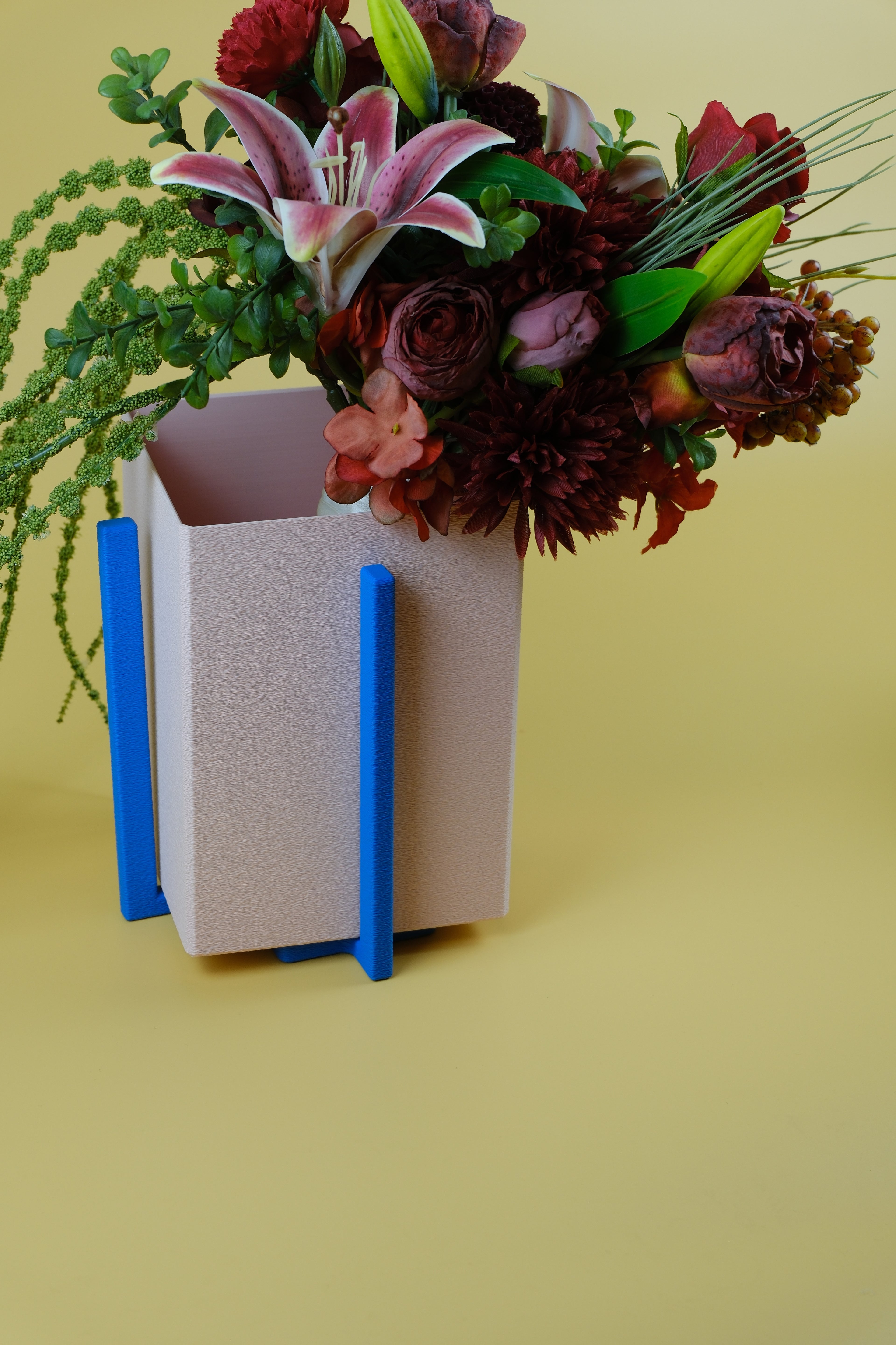 PLINTH Decorative Vase